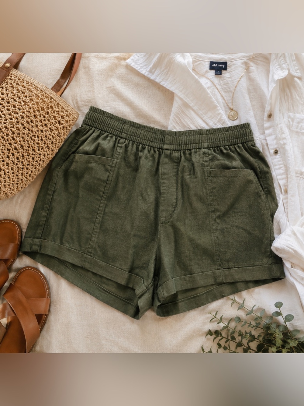 Old Navy Olive Green Elastic-Waist Casual Bermuda Shorts